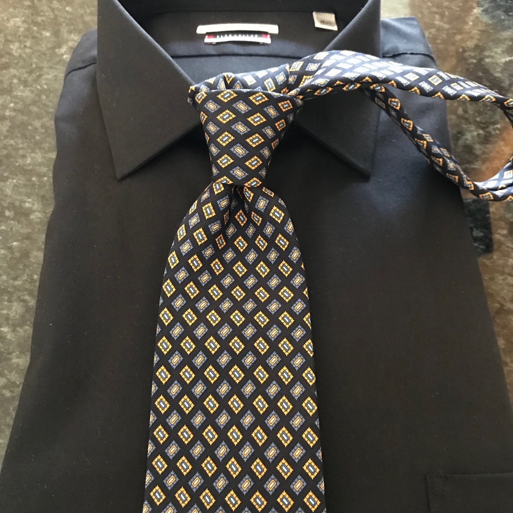 Brooks Brothers Black/Gold/Blue Tie